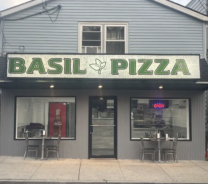 Basil Pizza & Catering Picture 6
