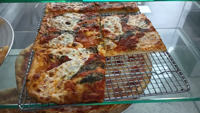 Basil Pizza & Catering Picture 7