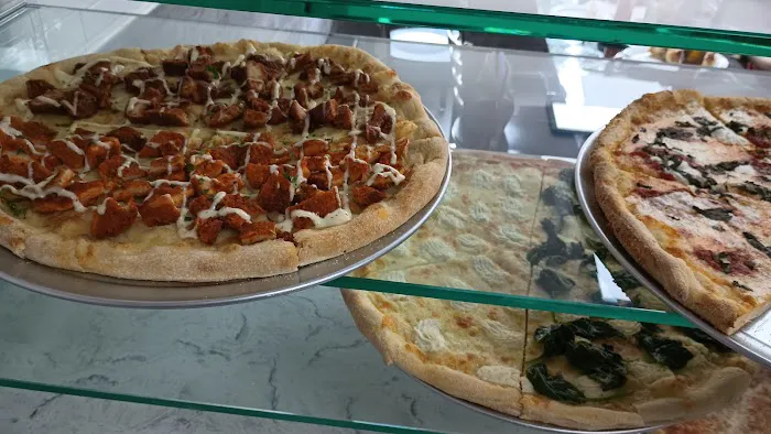 Basil Pizza & Catering Picture 2