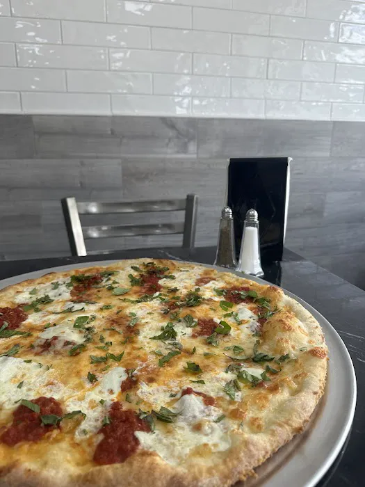 Basil Pizza & Catering Picture 9