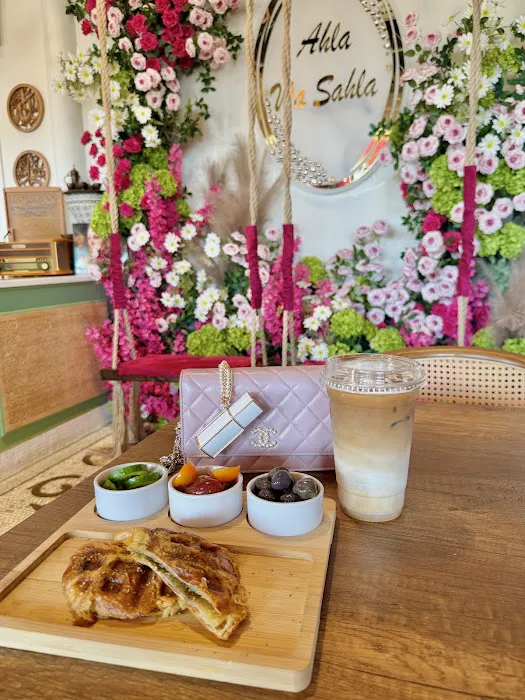 Damasco Cafe Picture 6