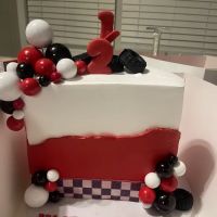 Lily’s Cakes and Confectionary ico