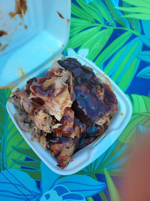 Tenth Avenue Restaurant & Jerk Center Picture 4