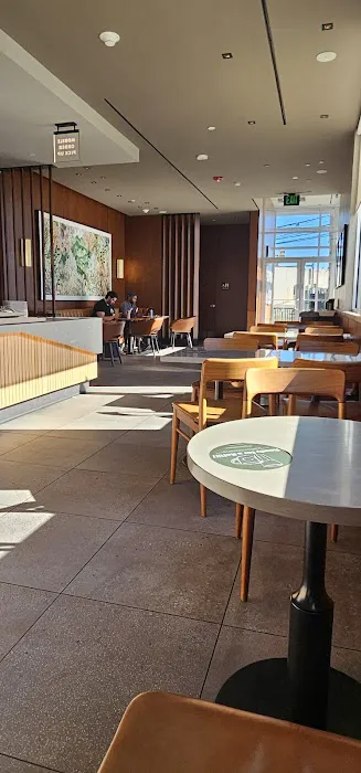 Starbucks Picture 9