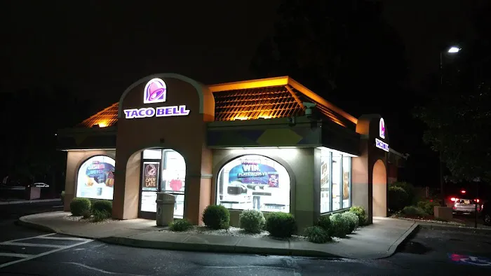 Taco Bell Picture 10