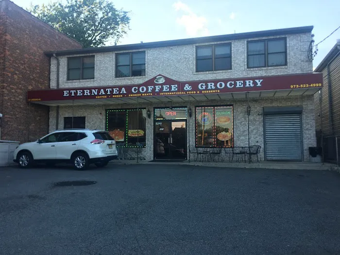 Eterna Tea Coffee & Grocery Picture 8