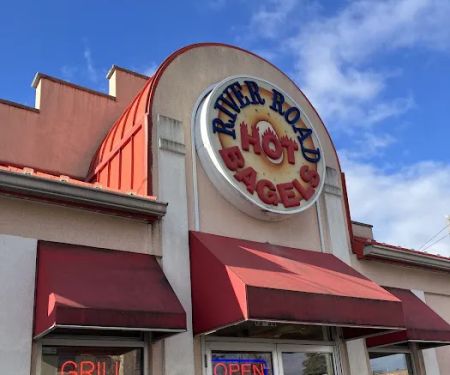 River Road Hot Bagels