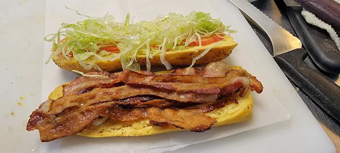 Francheskas Deli Restaurant Picture 4