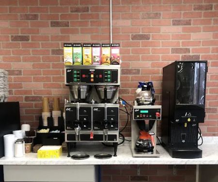 D & N Deli 2