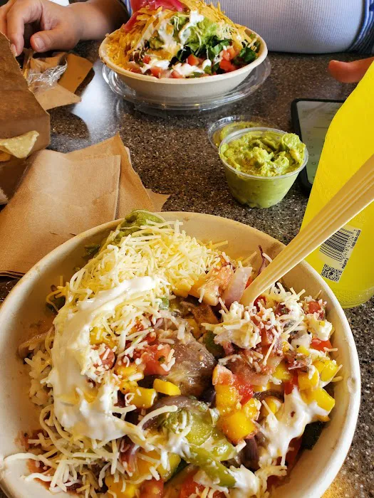 QDOBA Mexican Eats Picture 8