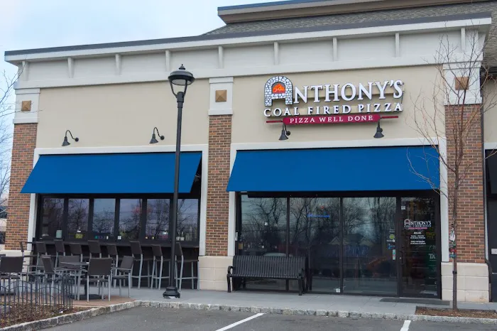 Anthony's Coal Fired Pizza & Wings Picture 8