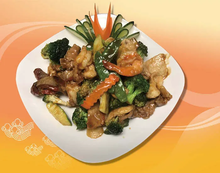 East Wok Asian Restaurant Picture 4