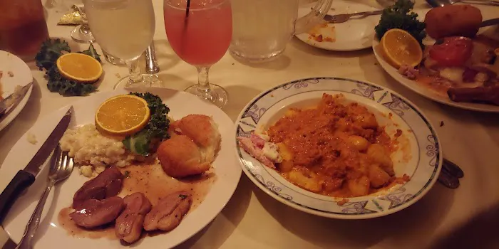 Ossy's Cafe Picture 3