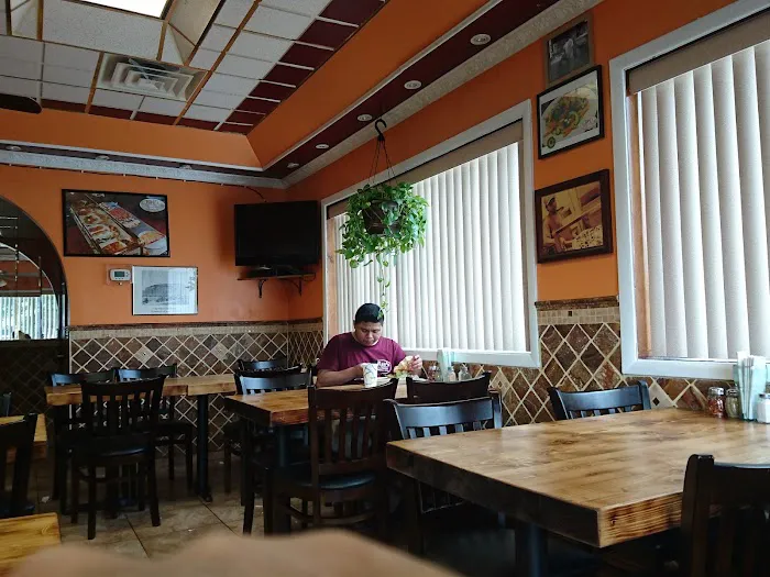 Ray's Pizza Picture 4
