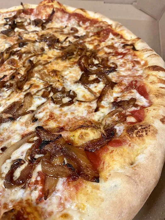 Zevy's Pizza Picture 3