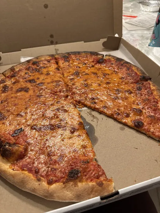 Zevy's Pizza Picture 2