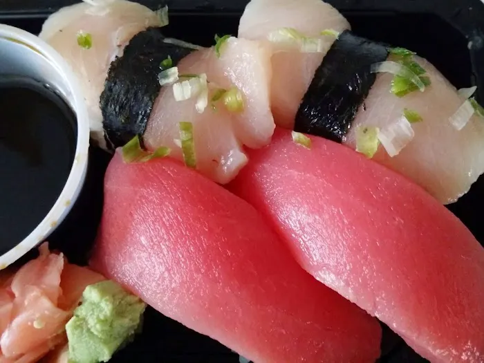 New Tokyo Sushi (Takeout) Picture 7