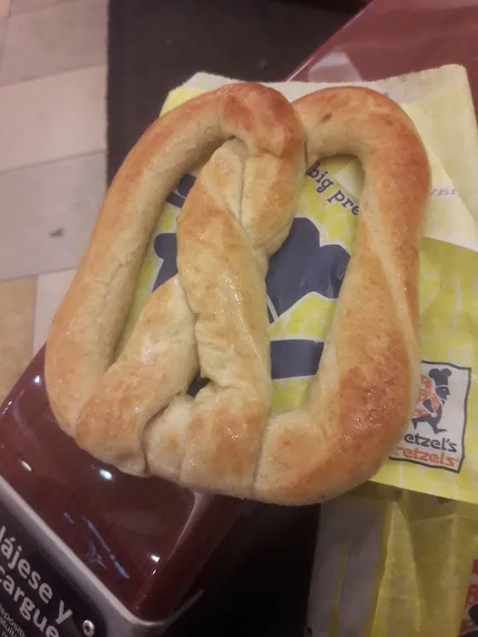 Wetzel's Pretzels Picture 4