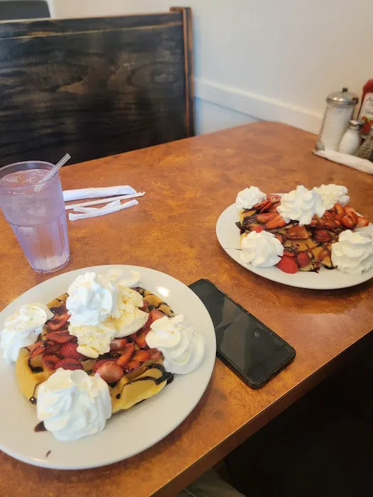 Maywood Pancake House Picture 3