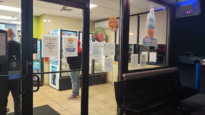 Dairy Queen (Treat) Picture 5