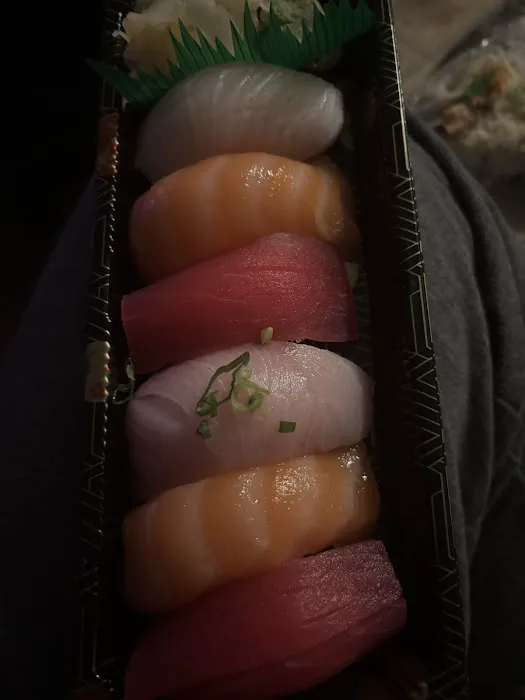 Maguro Sushi House Picture 9