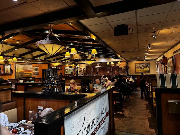 LongHorn Steakhouse Picture 10