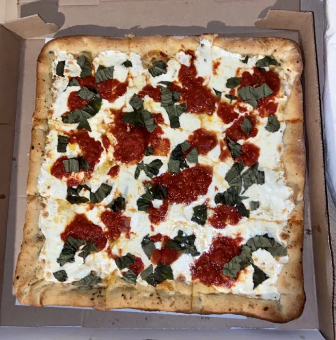 Maestro Pizza Picture 2