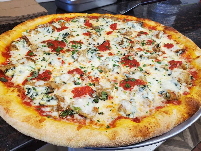 Maestro Pizza Picture 5