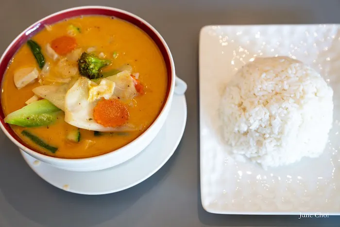 Pho Thai Lao Kitchen Picture 1