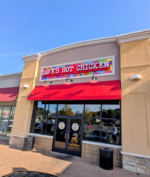 Dave's Hot Chicken Picture 6