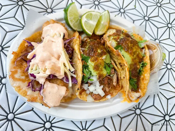 Carlitos Barbecue Taqueria Picture 3