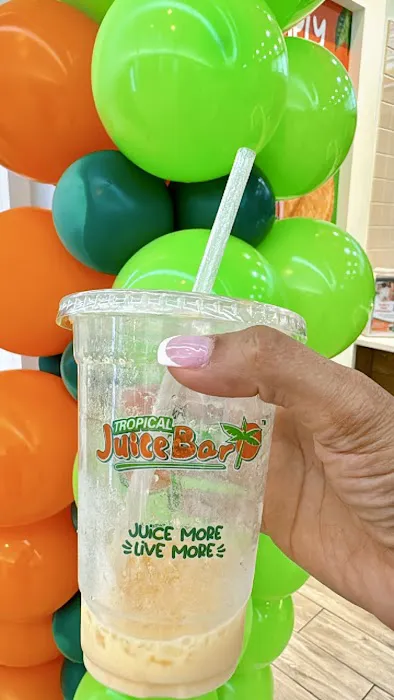 Tropical Juice Bar Picture 2