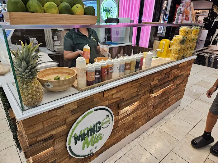 Mango Biche Mia - Garden State Plaza Mall Picture 4