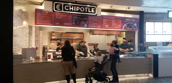 Chipotle Mexican Grill Picture 6