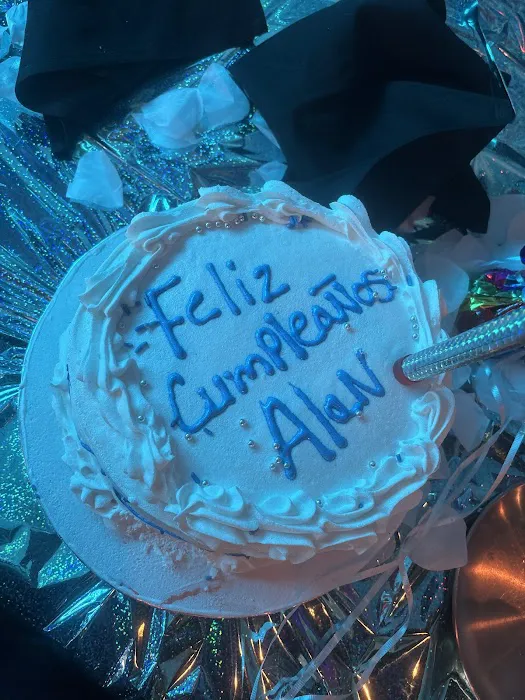 Marie's Dominican Cakes Picture 10