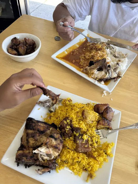 El Sitio Restaurant & BBQ Picture 5