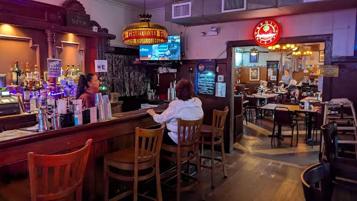 Patsy's Tavern & Restaurant Picture 8