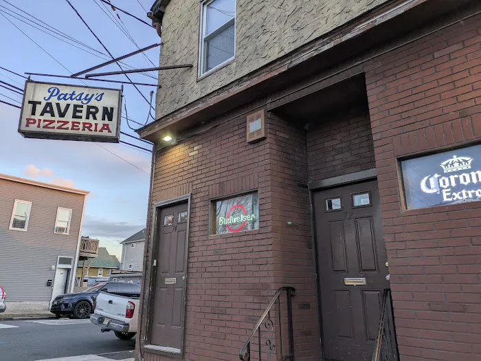 Patsy's Tavern & Restaurant Picture 7