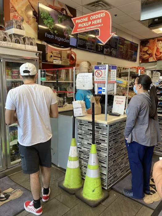 Lakeview Bagel & Deli Picture 9