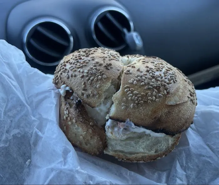 Lakeview Bagel & Deli Picture 2