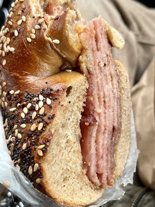 Lakeview Bagel & Deli Picture 5
