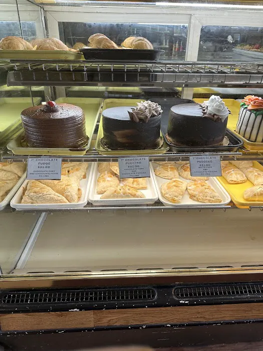 Lakeview Bakery Picture 10
