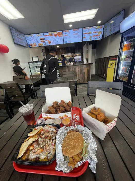 Chicken House & Grill Picture 5