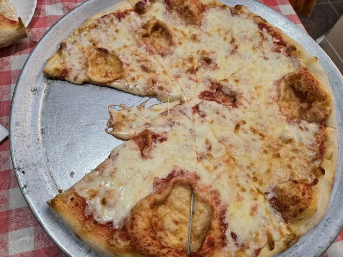 Villa Pizza Picture 2
