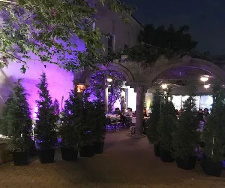 Kamils Restaurant