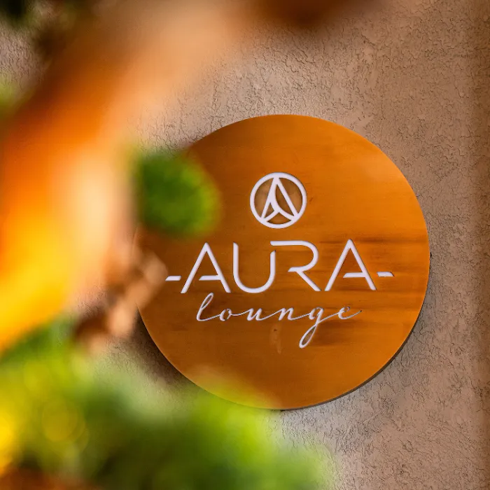 Aura Lounge Picture 7