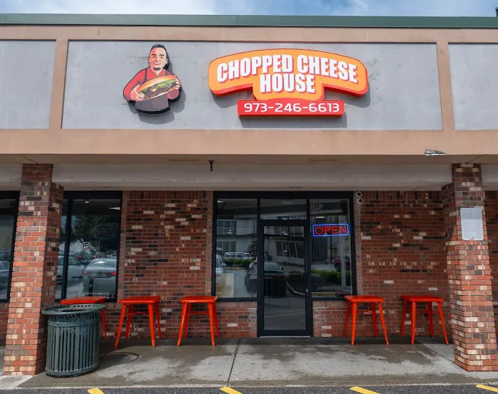 Chopped Cheese House Picture 9
