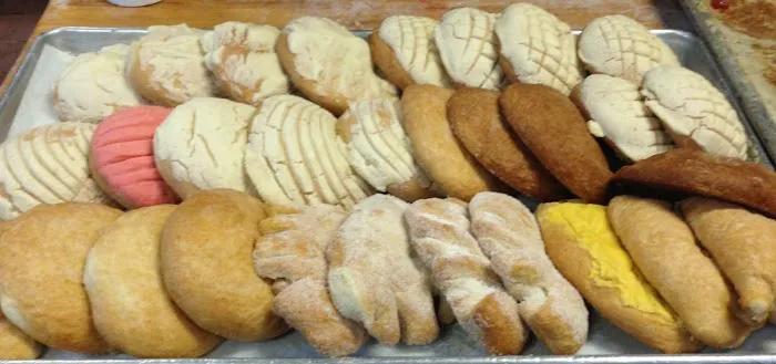 La Jarochita Bakery Picture 2