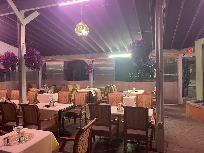 Shallal Restaurant Picture 2