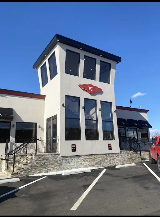 Runway Diner Picture 3